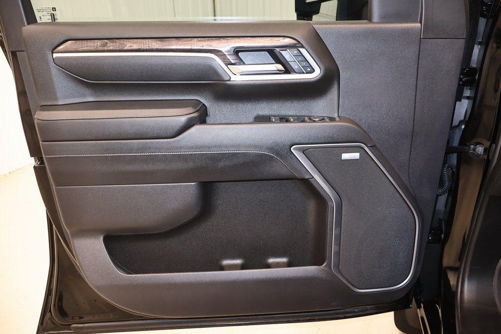 used 2025 Chevrolet Silverado 2500 car, priced at $68,700