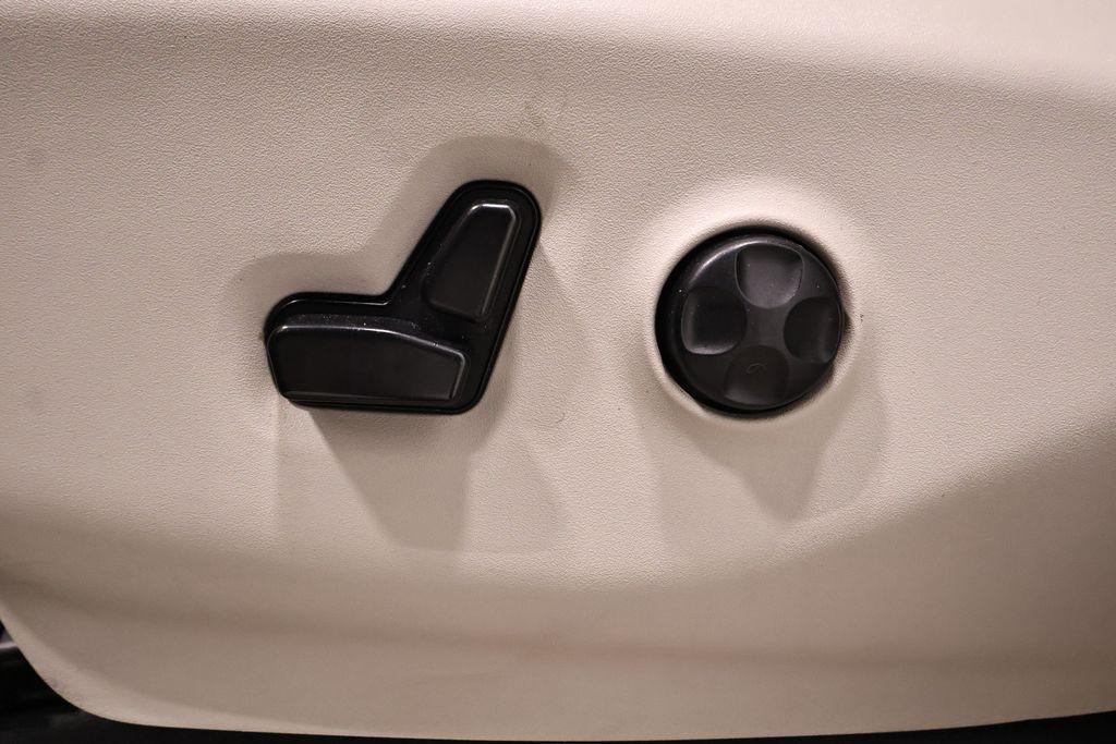 used 2017 Chrysler Pacifica car, priced at $11,300