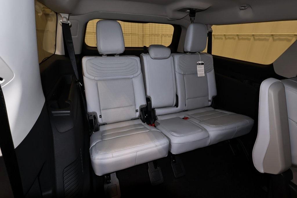 new 2025 Ford Expedition Max car, priced at $91,170