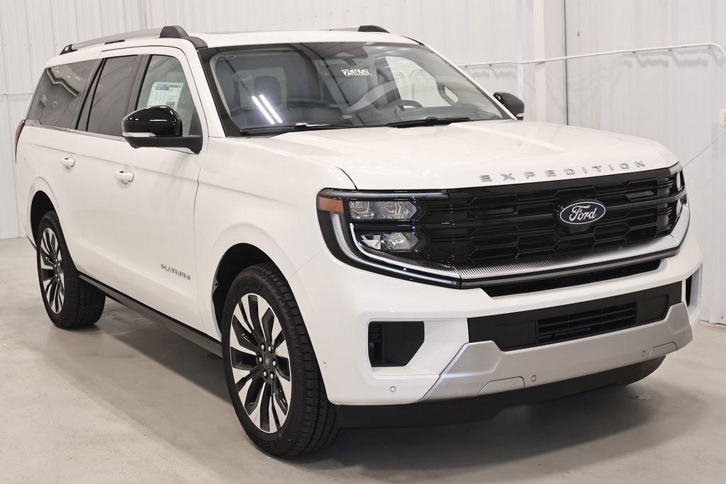 new 2025 Ford Expedition Max car, priced at $91,170