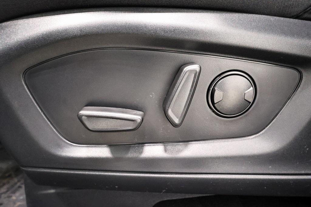 new 2026 Ford Explorer car, priced at $39,935