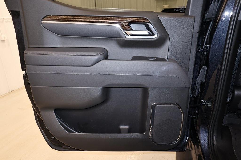 used 2025 GMC Sierra 1500 car, priced at $52,500