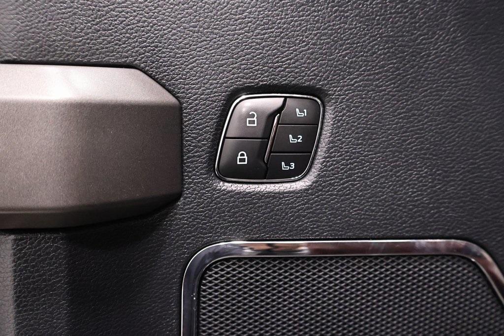 used 2022 Ford F-450 car, priced at $95,000