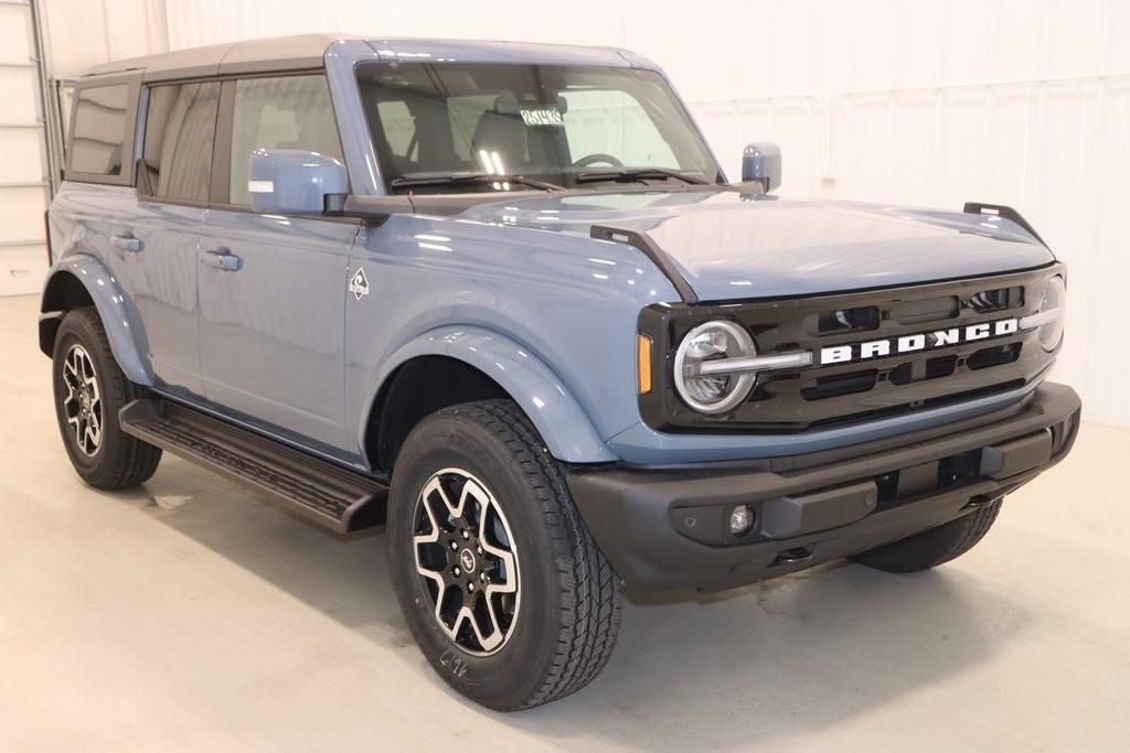 new 2025 Ford Bronco car, priced at $53,690