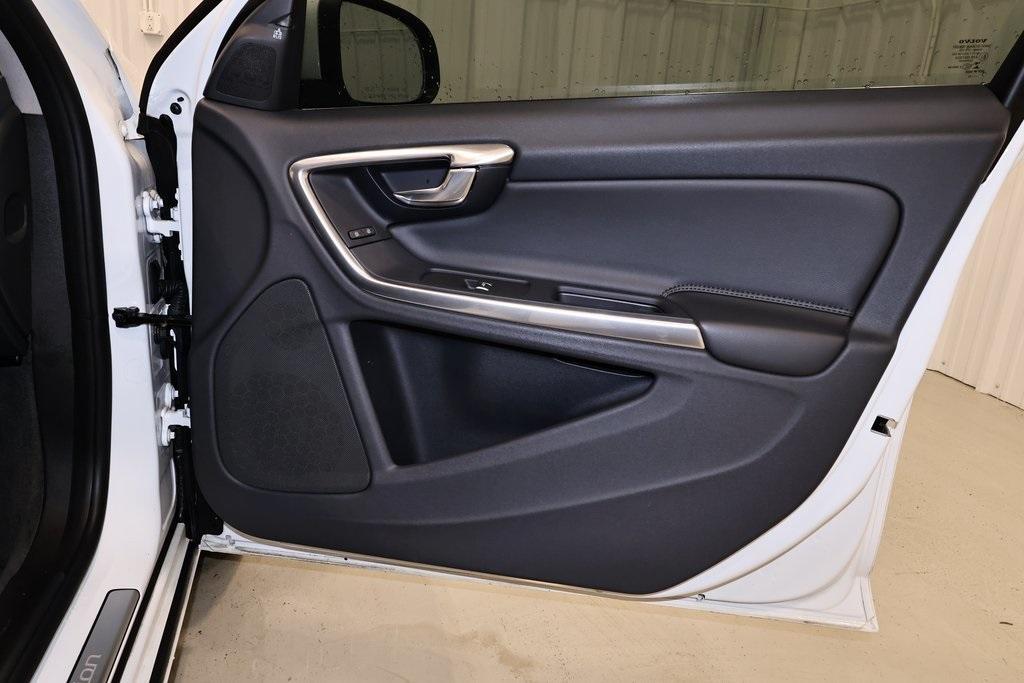 used 2017 Volvo S60 Inscription car