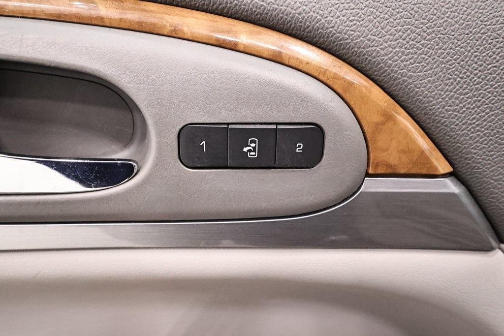 used 2012 Buick Enclave car, priced at $6,500