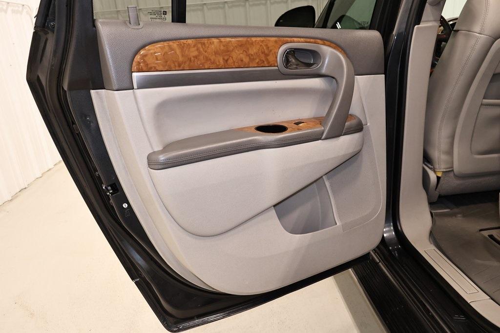 used 2012 Buick Enclave car, priced at $6,500