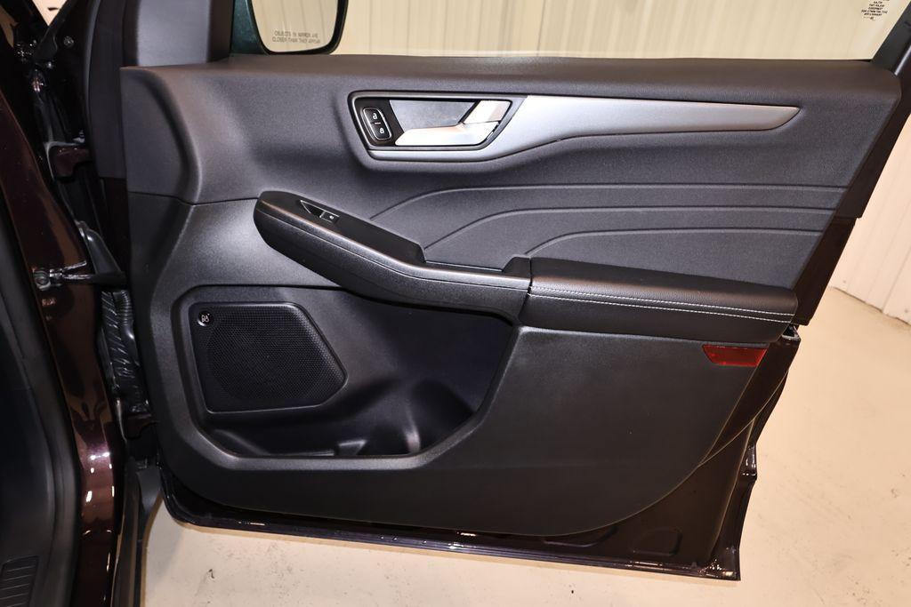 used 2023 Ford Escape car, priced at $24,000