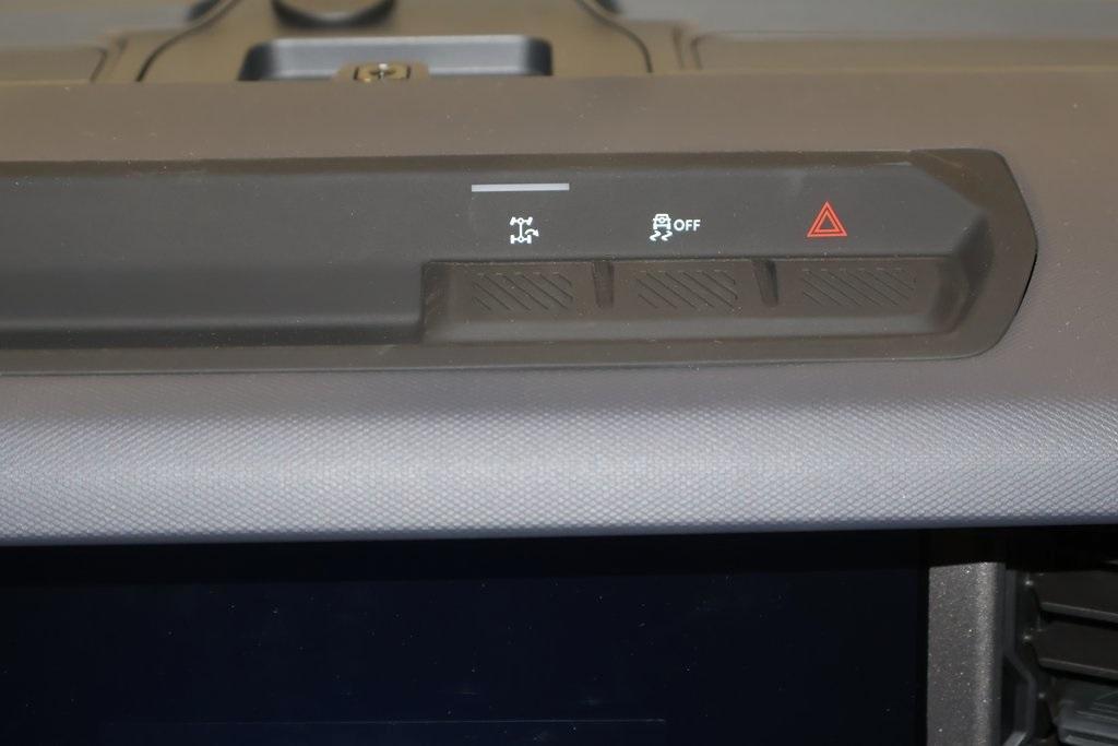 new 2025 Ford Bronco car, priced at $51,965