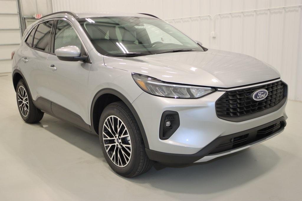 used 2024 Ford Escape car, priced at $24,000