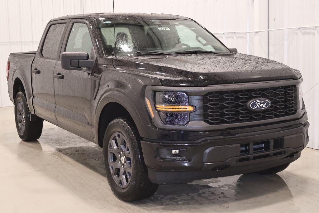 new 2026 Ford F-150 car, priced at $47,570