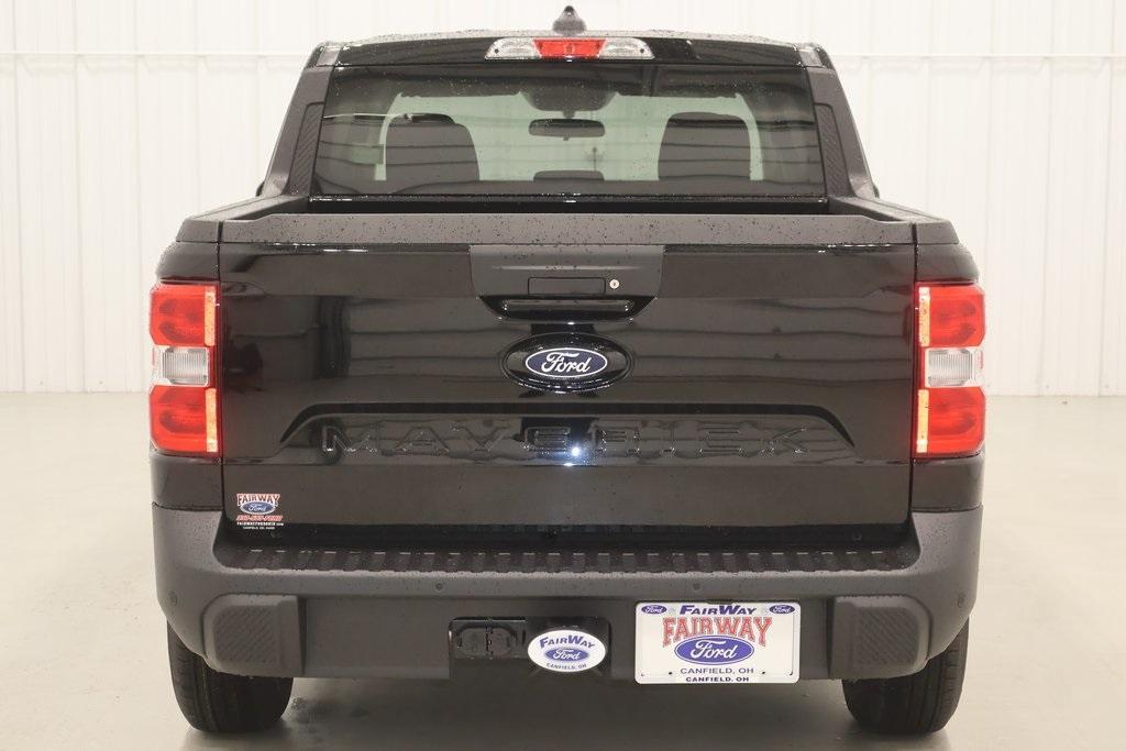 new 2025 Ford Maverick car, priced at $30,505