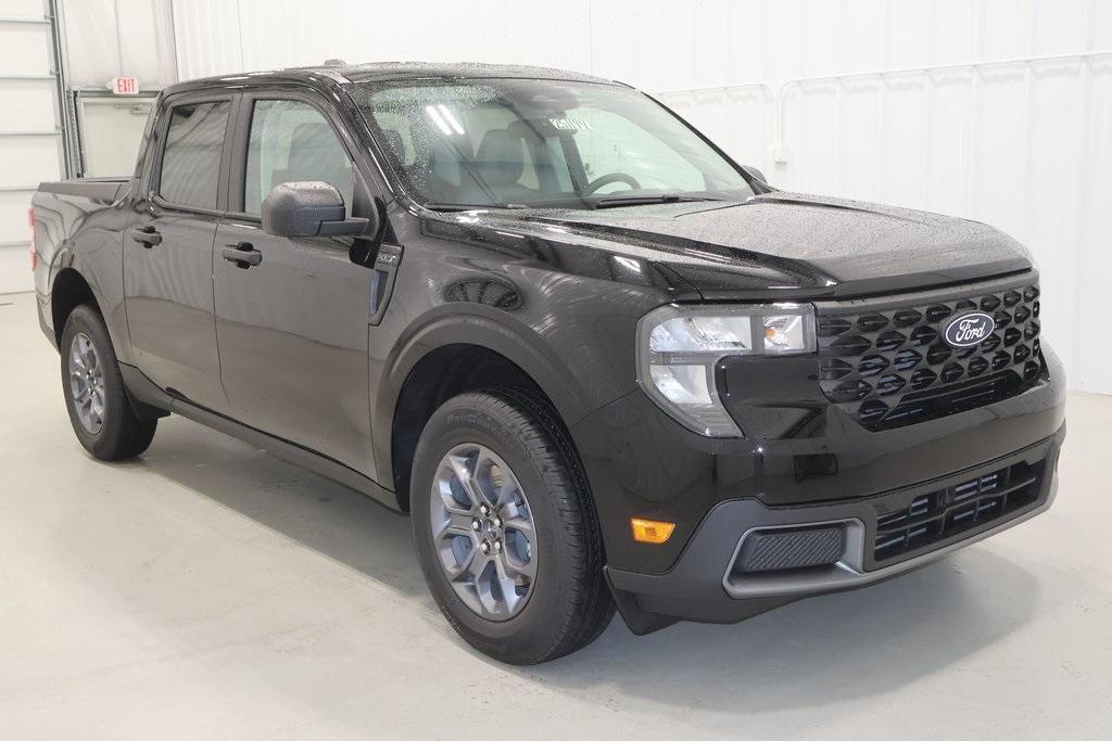 new 2025 Ford Maverick car, priced at $30,505