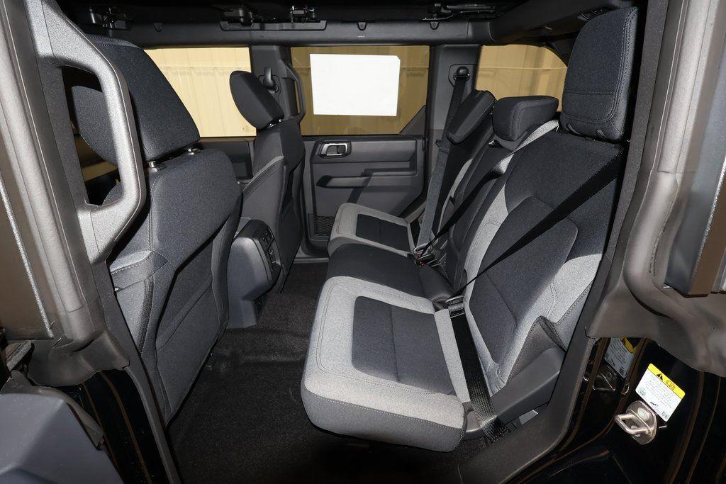 new 2025 Ford Bronco car, priced at $40,850
