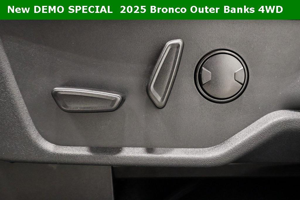 new 2025 Ford Bronco car, priced at $51,998