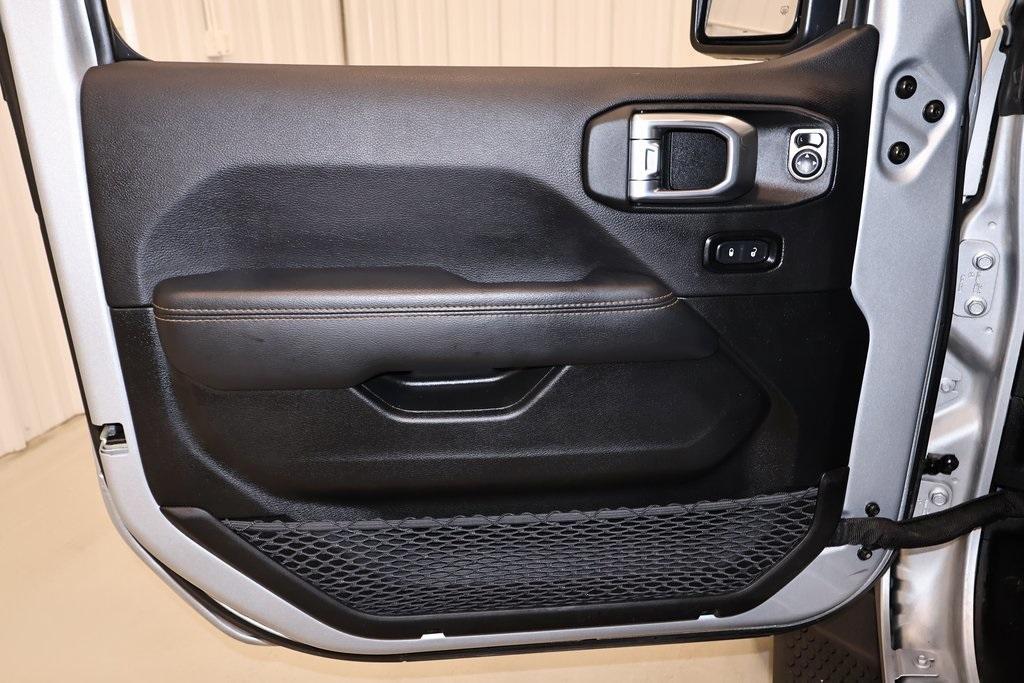 used 2022 Jeep Wrangler Unlimited car, priced at $33,500