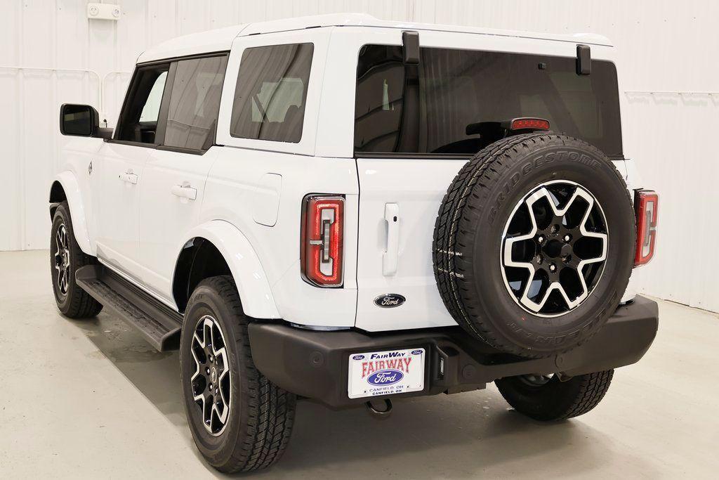 new 2025 Ford Bronco car, priced at $47,140