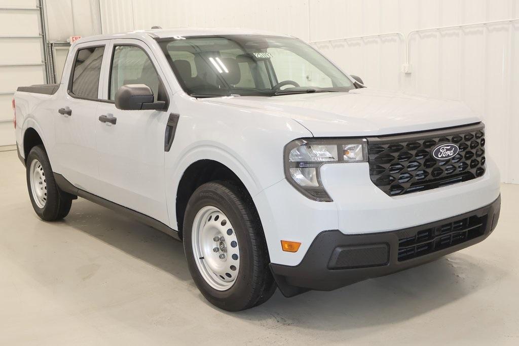 new 2025 Ford Maverick car, priced at $28,075