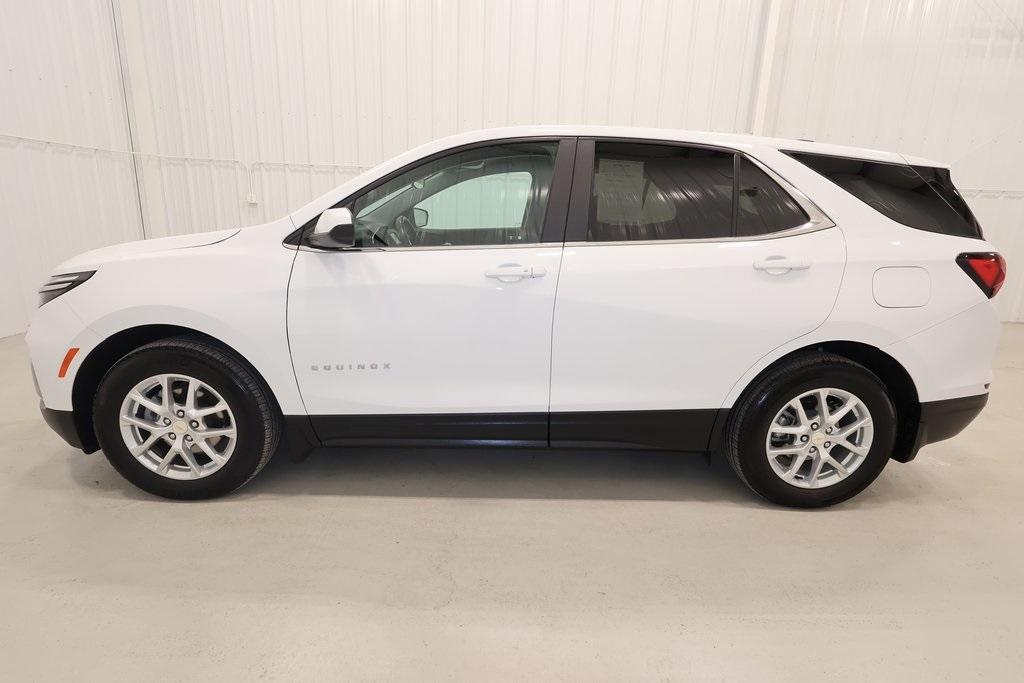 used 2024 Chevrolet Equinox car, priced at $22,000