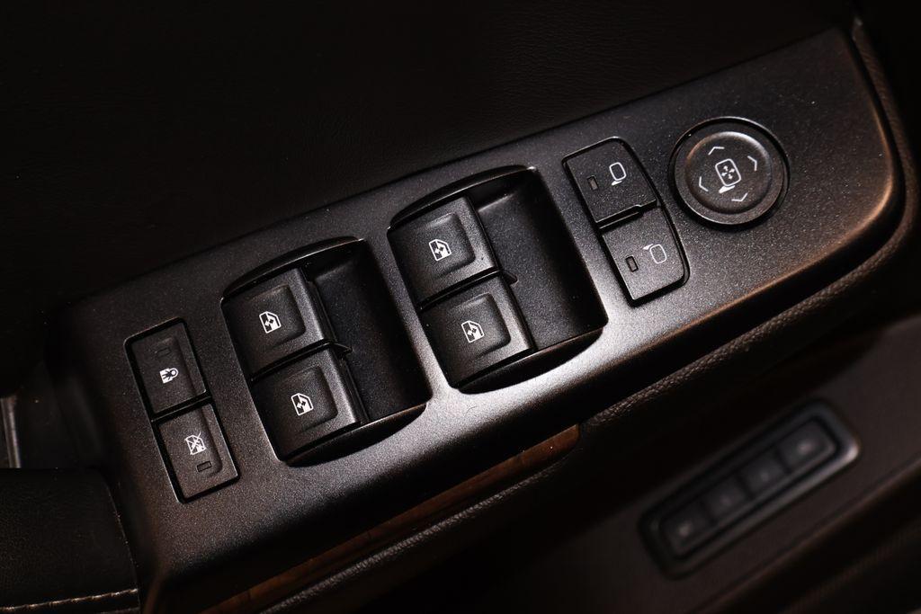 used 2018 Chevrolet Tahoe car, priced at $19,000