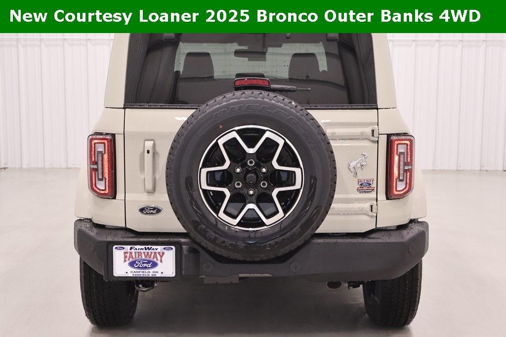 new 2025 Ford Bronco car, priced at $53,260