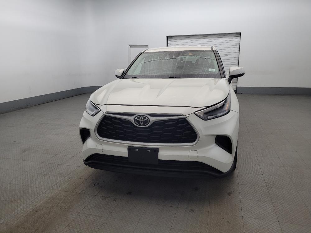used 2021 Toyota Highlander car, priced at $26,295