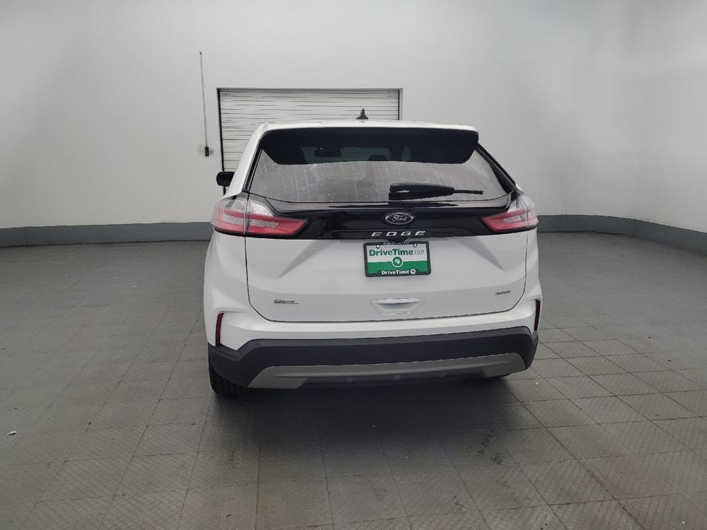 used 2024 Ford Edge car, priced at $22,395