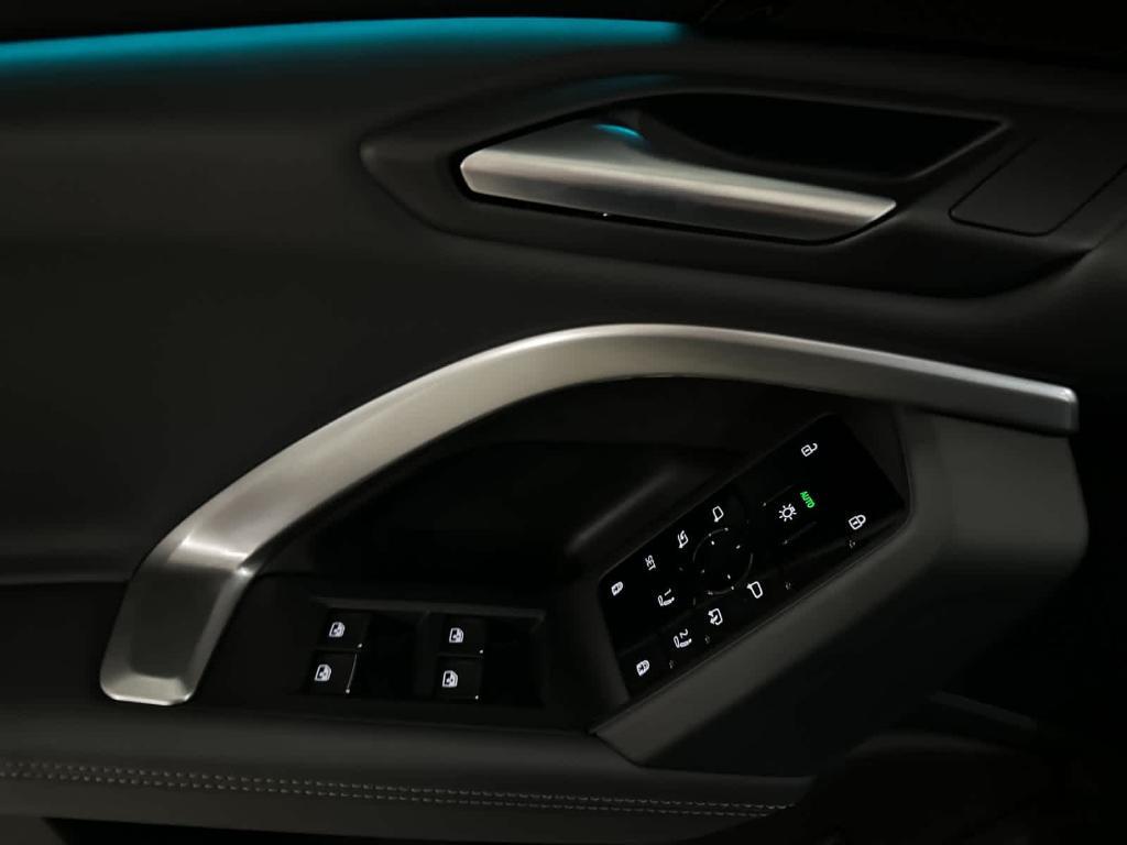 new 2025 Audi Q5 car, priced at $54,133