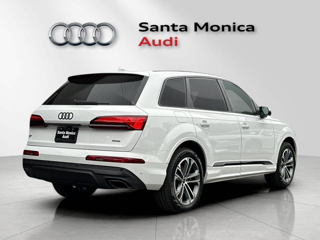new 2026 Audi Q7 car, priced at $65,470