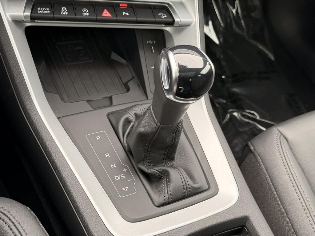 used 2025 Audi Q3 car, priced at $35,850