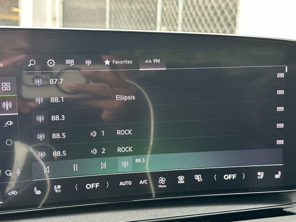 new 2025 Audi Q6 e-tron car, priced at $70,840