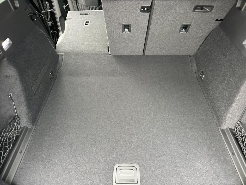 new 2025 Audi Q6 e-tron car, priced at $70,840