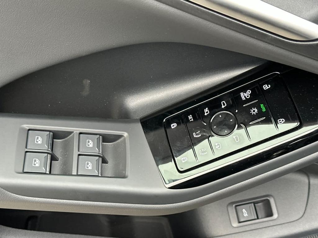 new 2025 Audi Q6 e-tron car, priced at $70,840