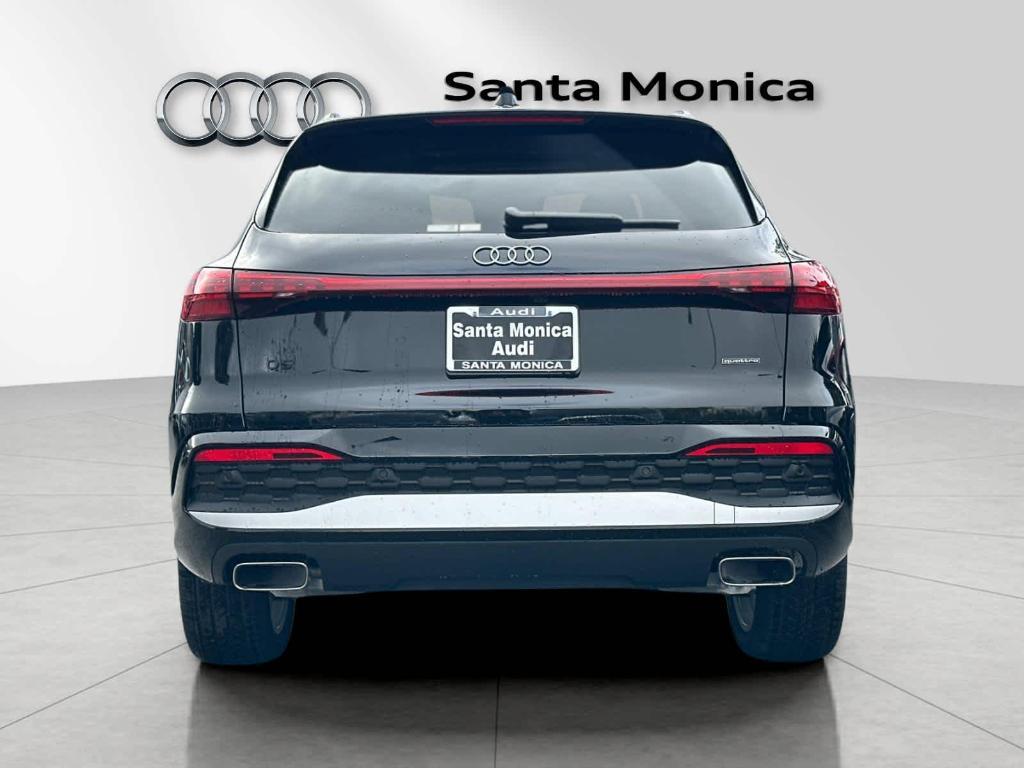 new 2025 Audi Q5 car, priced at $51,681