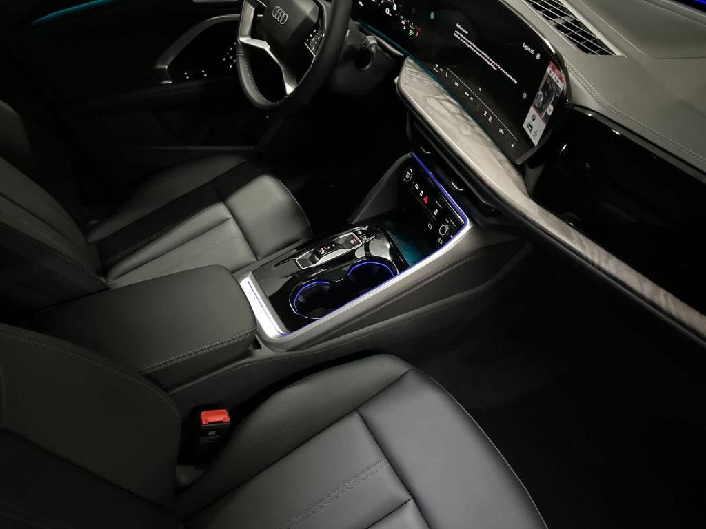 new 2025 Audi Q5 car, priced at $51,681