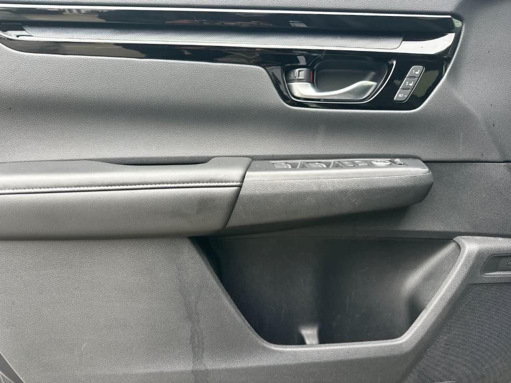 used 2024 Honda CR-V car, priced at $31,820