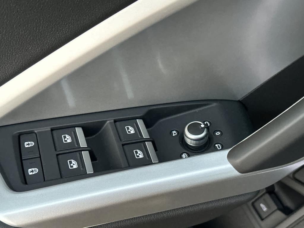 new 2025 Audi Q3 car, priced at $38,141