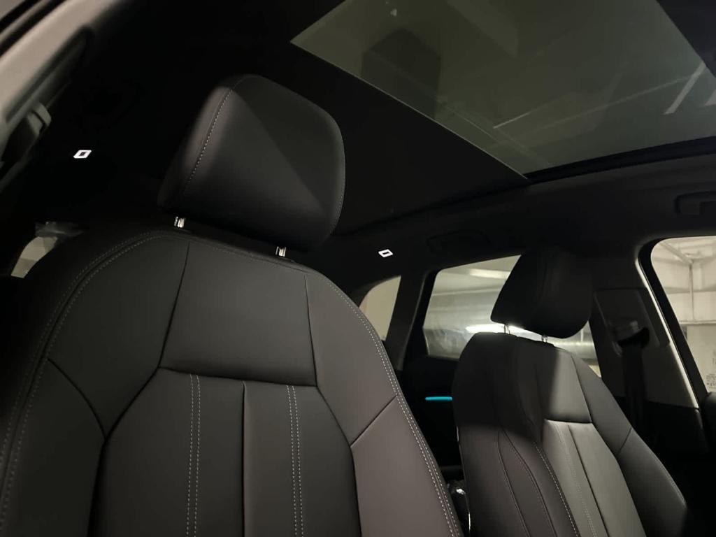 new 2025 Audi Q5 car, priced at $55,605