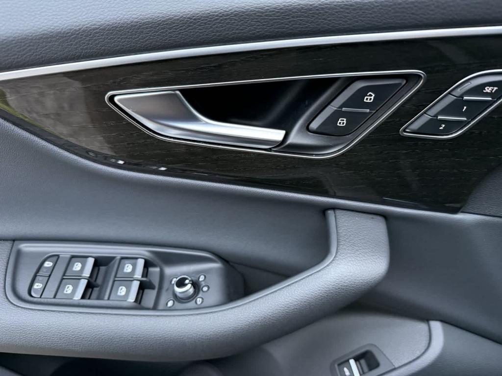 used 2025 Audi Q7 car, priced at $51,408