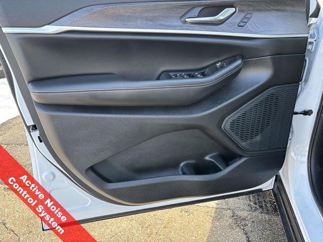 new 2025 Jeep Grand Cherokee L car, priced at $41,434