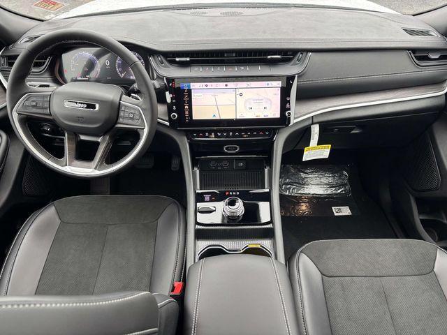 new 2026 Jeep Grand Cherokee car, priced at $41,549