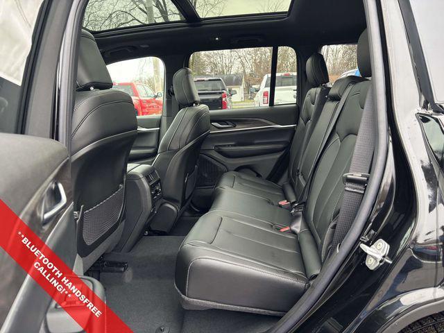 new 2025 Jeep Grand Cherokee car, priced at $44,759