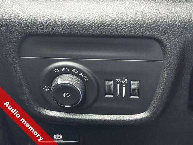 new 2025 Jeep Grand Cherokee car, priced at $44,759