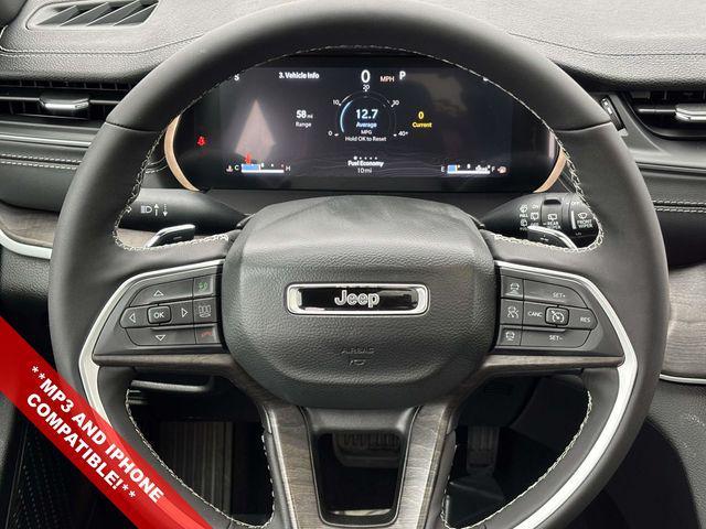 new 2025 Jeep Grand Cherokee car, priced at $44,759