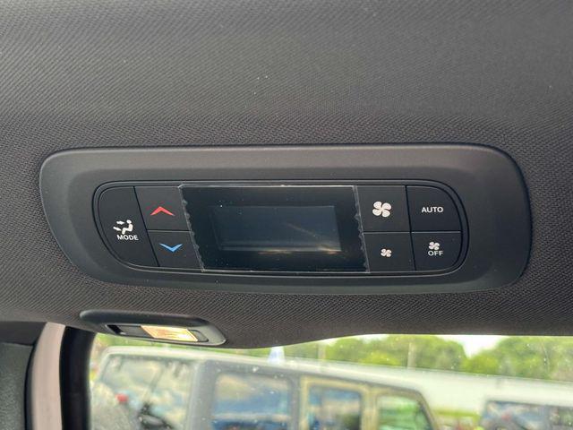 new 2026 Chrysler Pacifica car, priced at $43,685