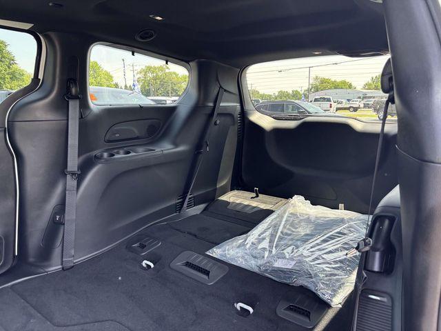 new 2026 Chrysler Pacifica car, priced at $43,685