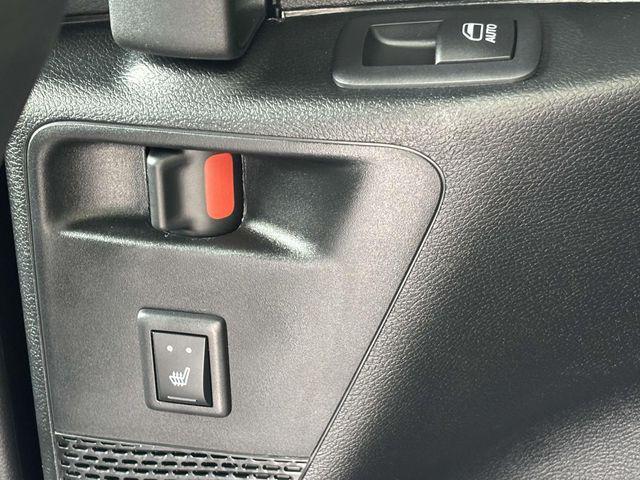 new 2026 Chrysler Pacifica car, priced at $43,685