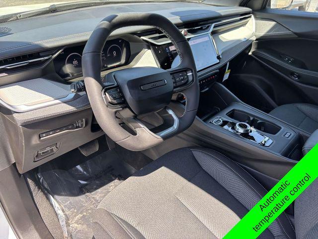 new 2026 Jeep Cherokee car, priced at $36,427