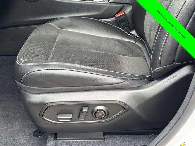 used 2023 Jeep Grand Cherokee car, priced at $28,098