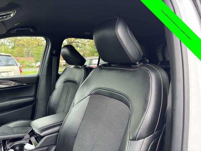 used 2023 Jeep Grand Cherokee car, priced at $28,098